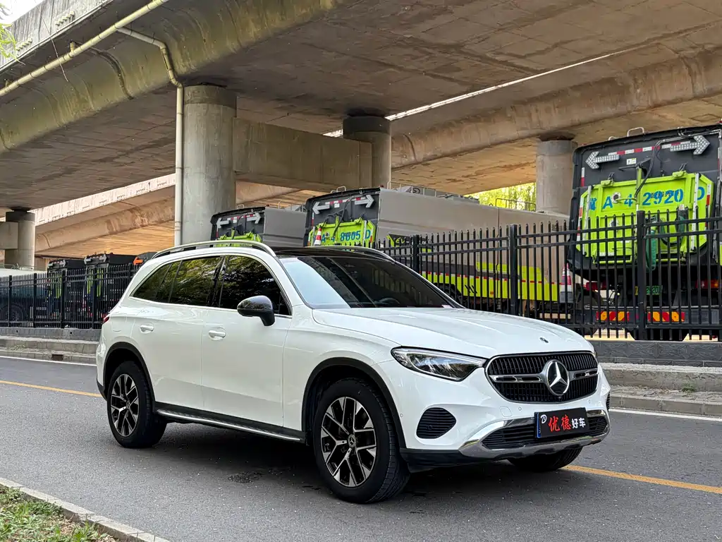 Mercedes-Benz GLC 2024