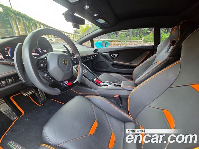 Lamborghini Huracán 2021