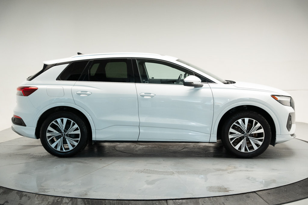 Audi Q4 e-tron 2024