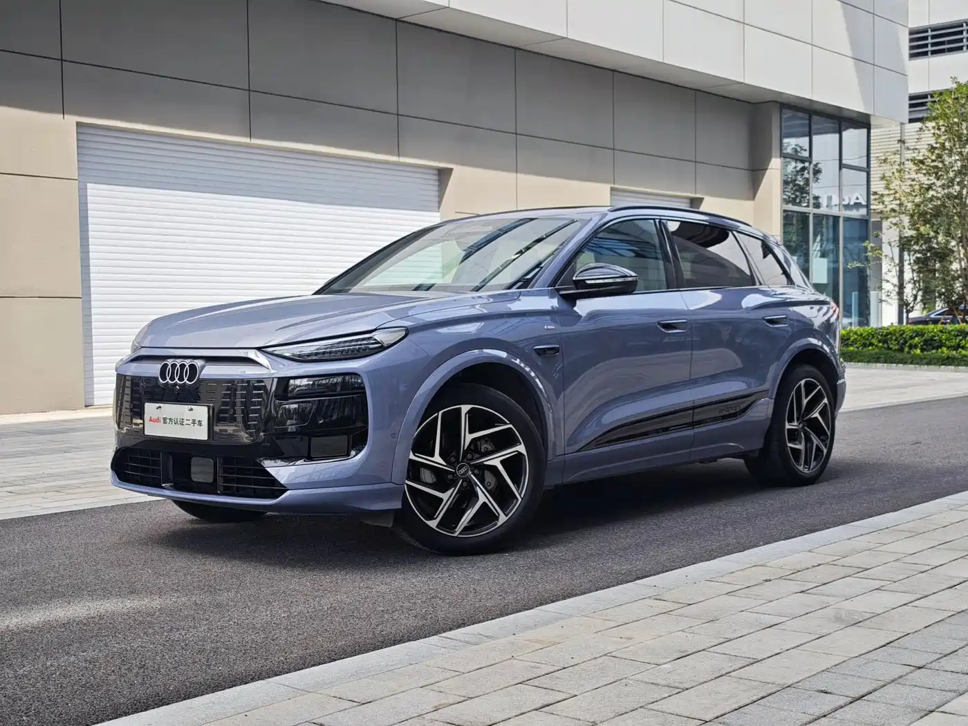 Audi e-tron 2025