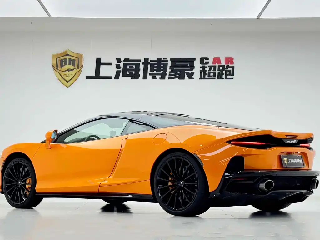 McLaren GT 2023