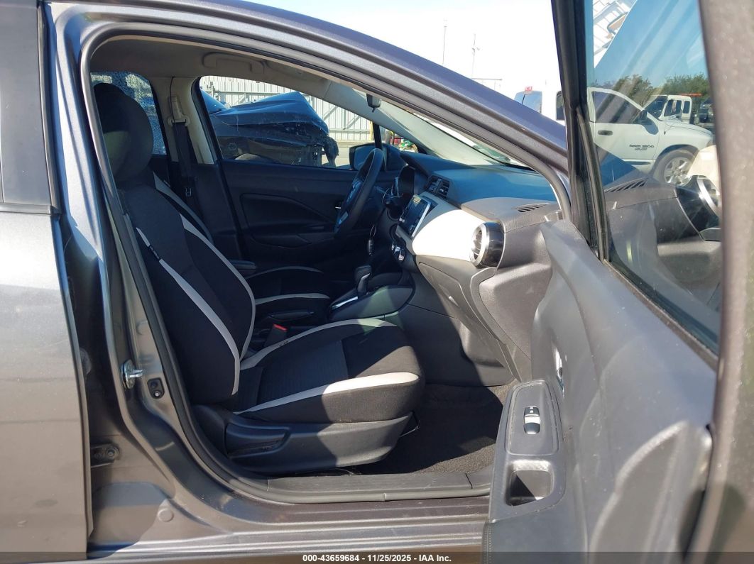 Nissan Versa 2020