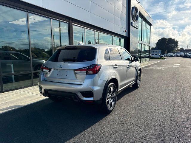 Mitsubishi Outlander Sport 2024