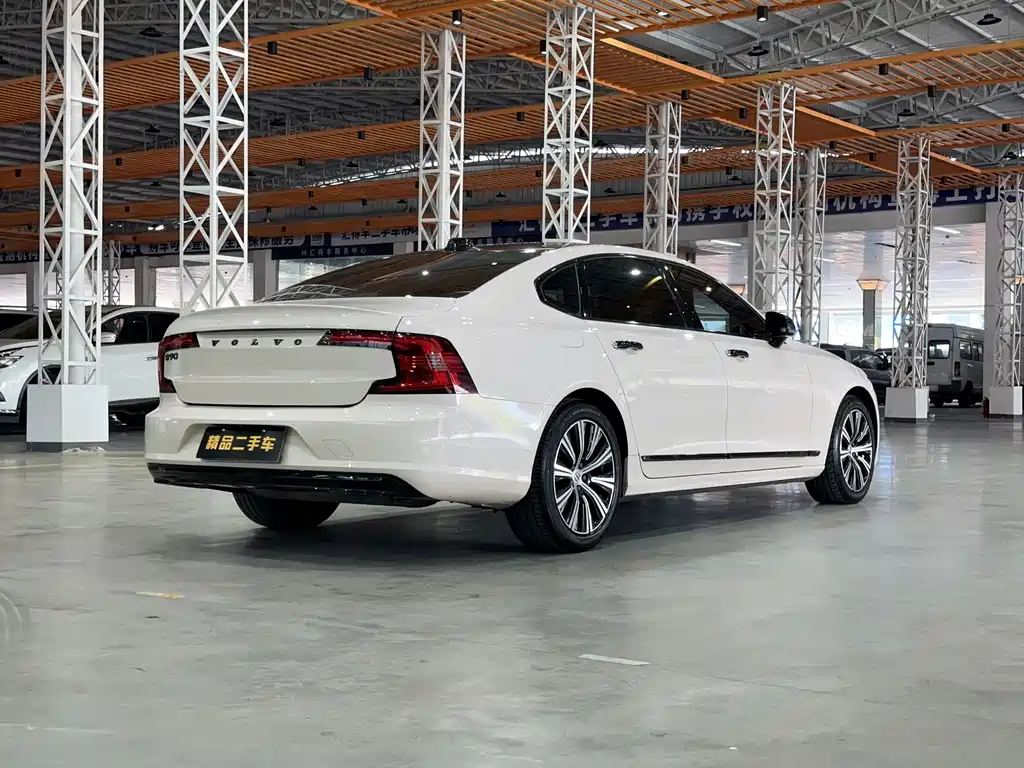 Volvo S90 2021