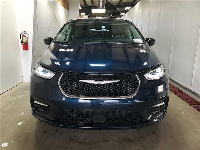 Chrysler Pacifica 2024