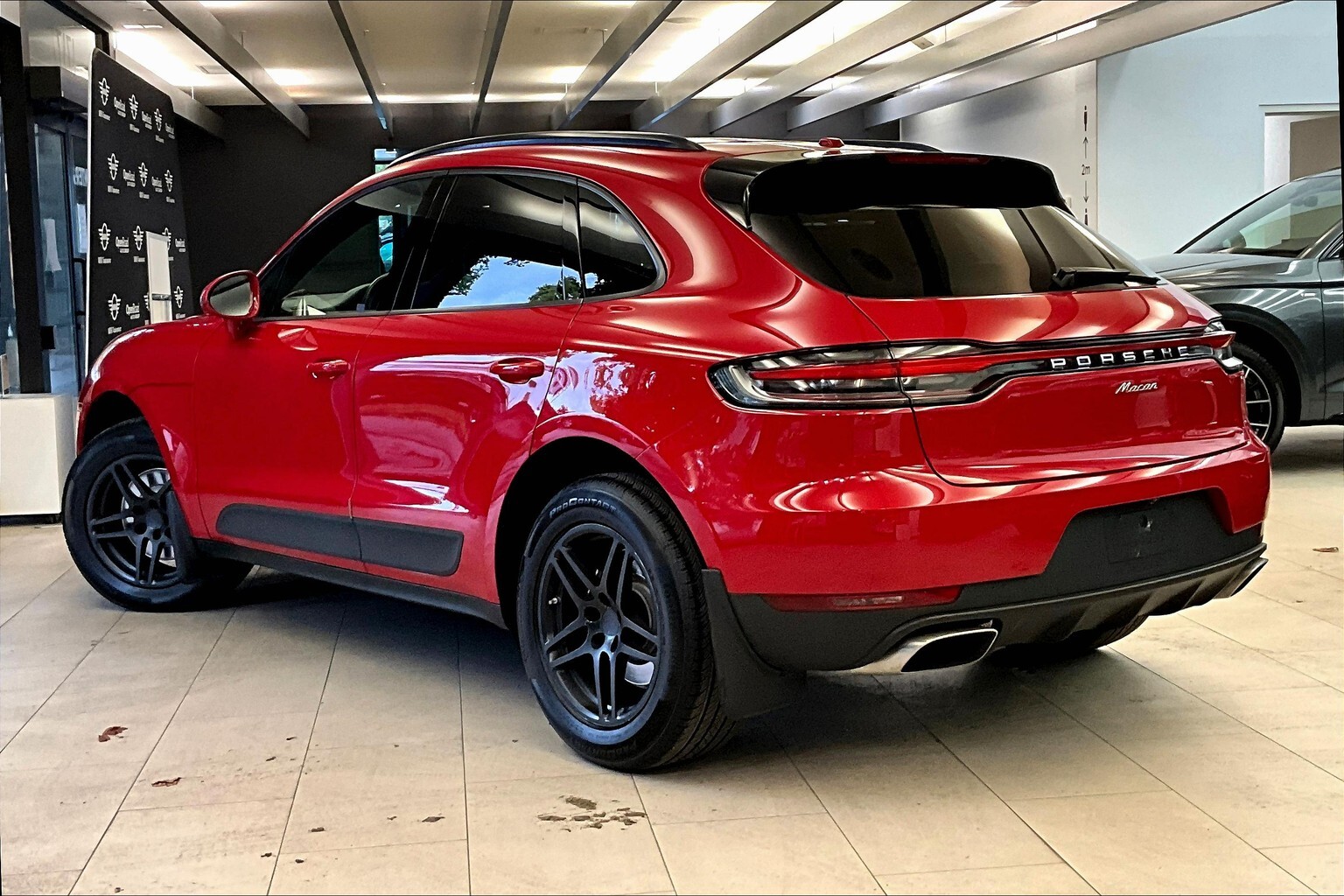 Porsche Macan 2021