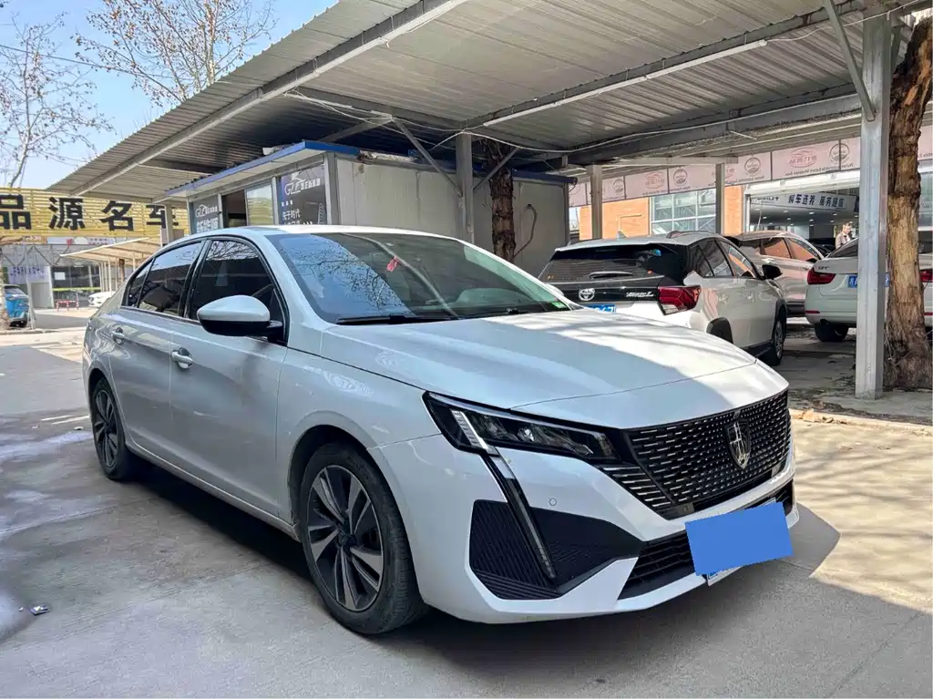 Peugeot 408 2024