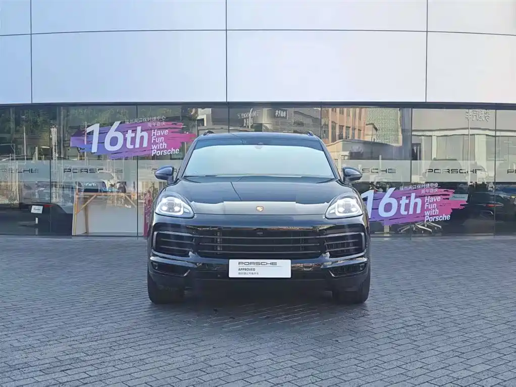 Porsche Cayenne 2022