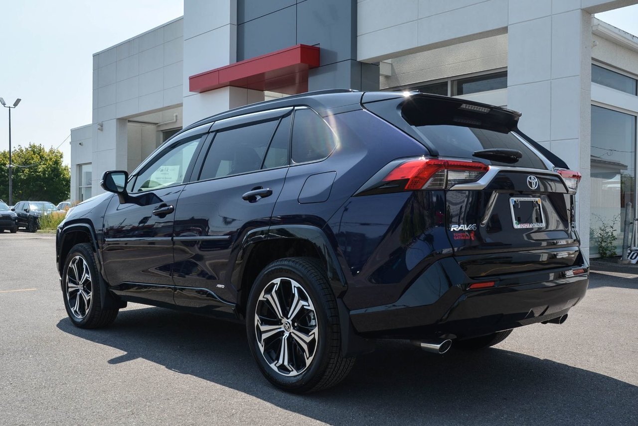 Toyota RAV4 2025