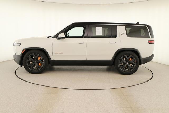 Rivian R1S 2024