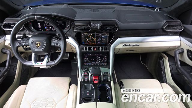 Lamborghini Urus 2021