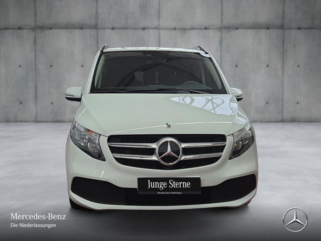 Mercedes-Benz V 220 2022
