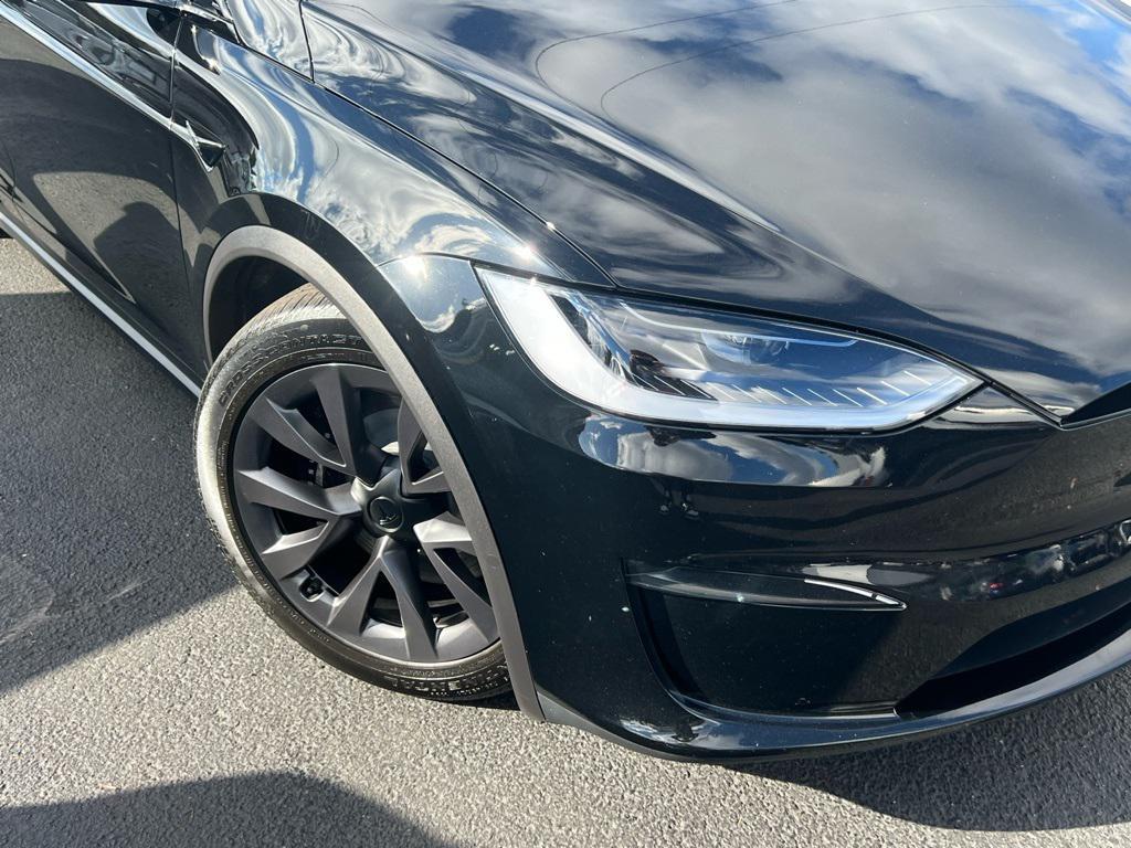 Tesla Model X 2024
