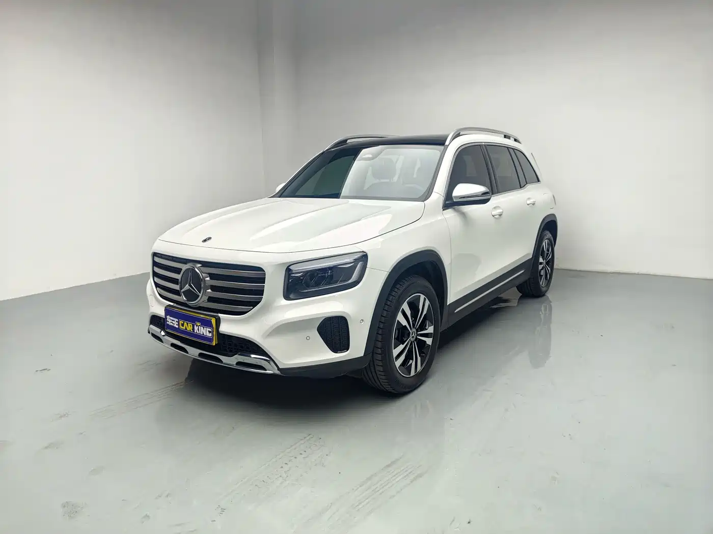 Mercedes-Benz GLB 2025