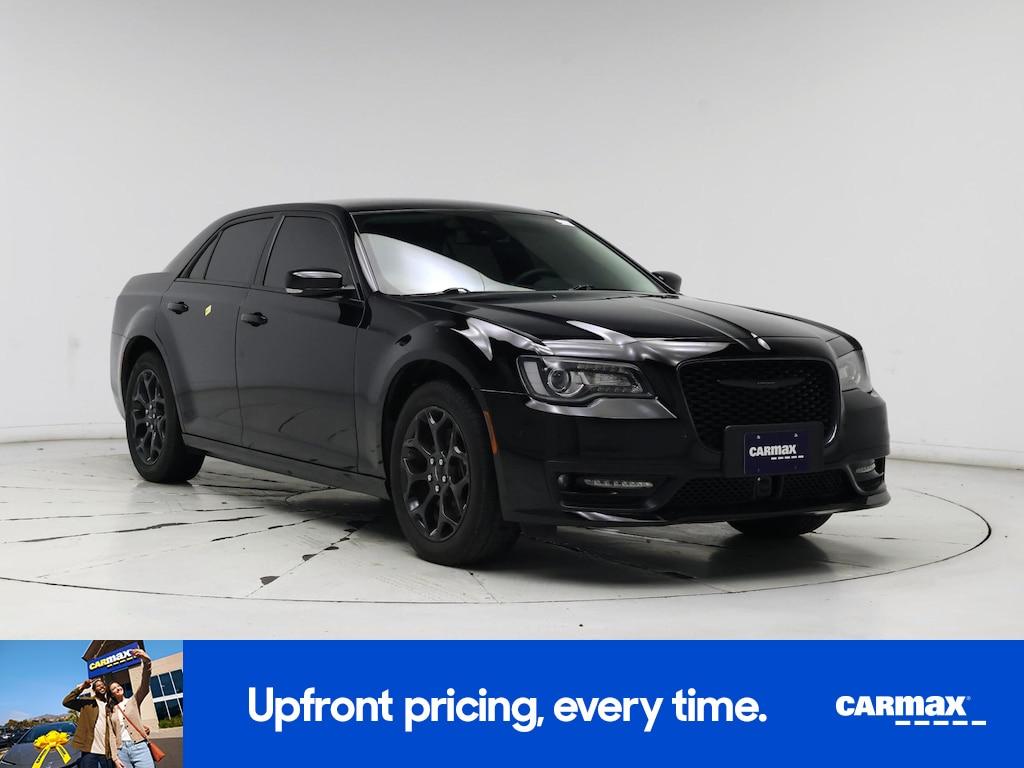Chrysler 300 2022