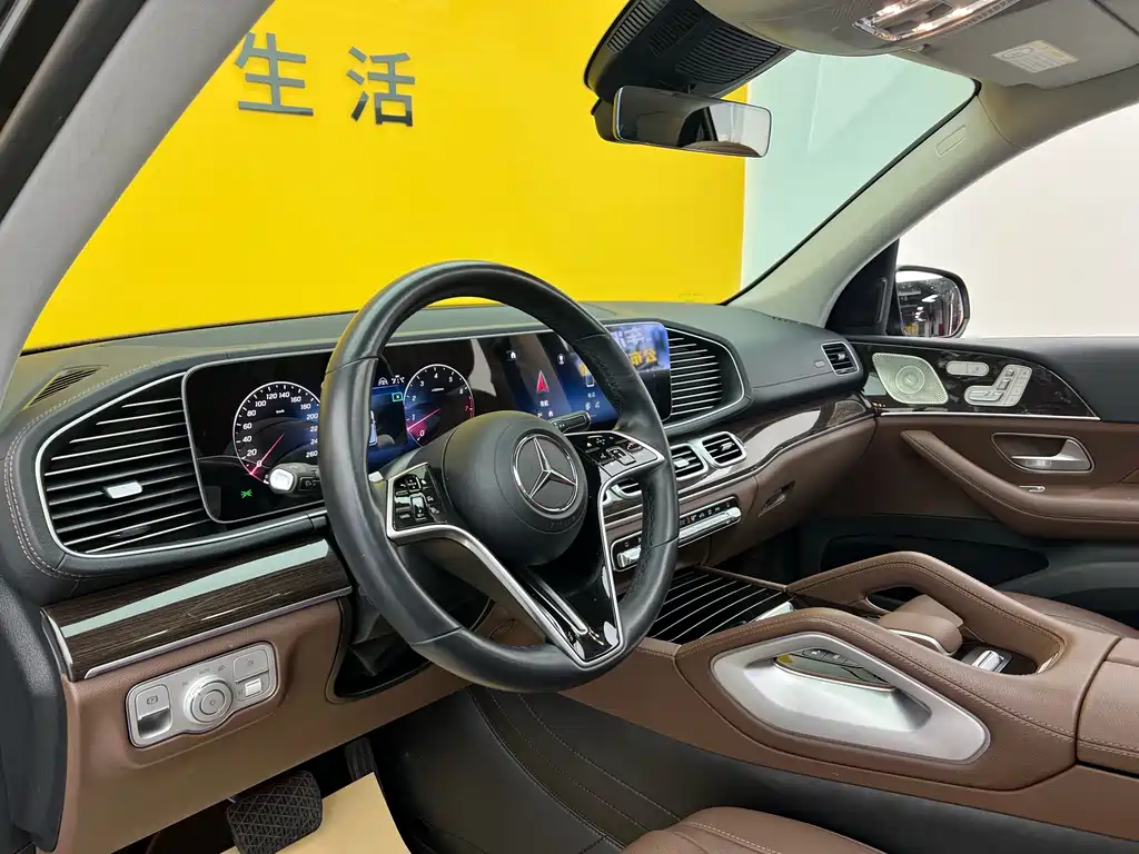 Mercedes-Benz GLE 2024