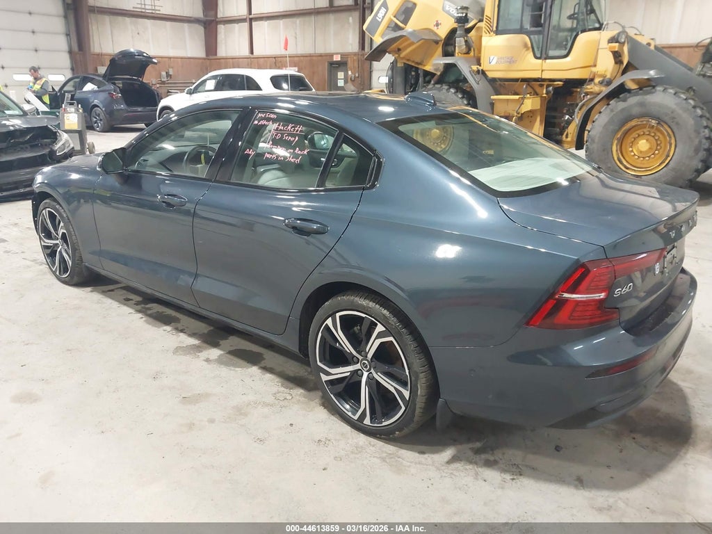 Volvo S60 2024