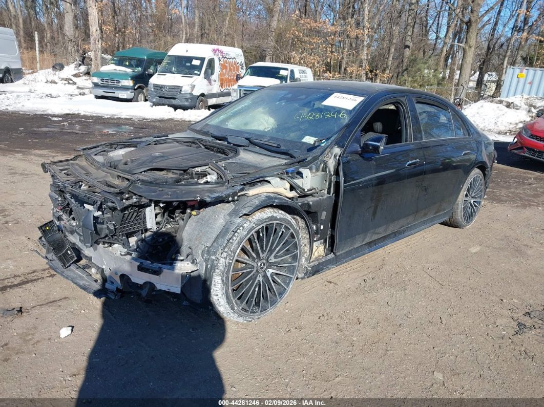 Mercedes-Benz S-Класс 2023