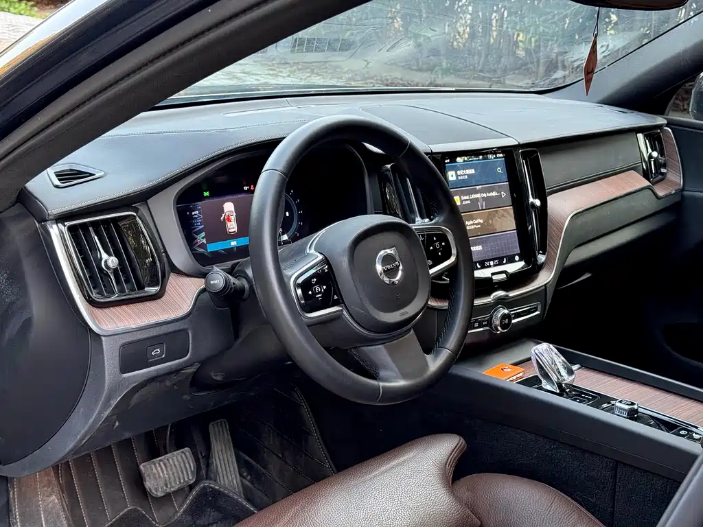 Volvo XC60 2024