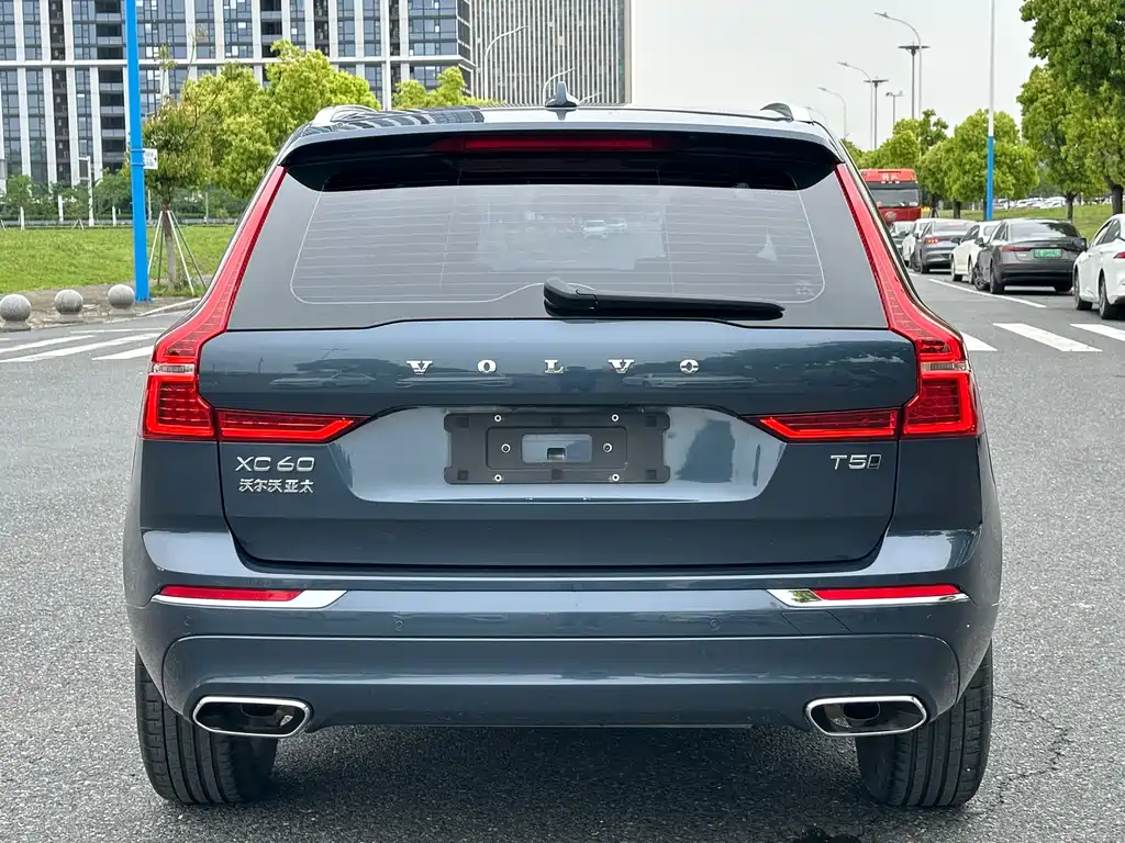 Volvo XC60 2021