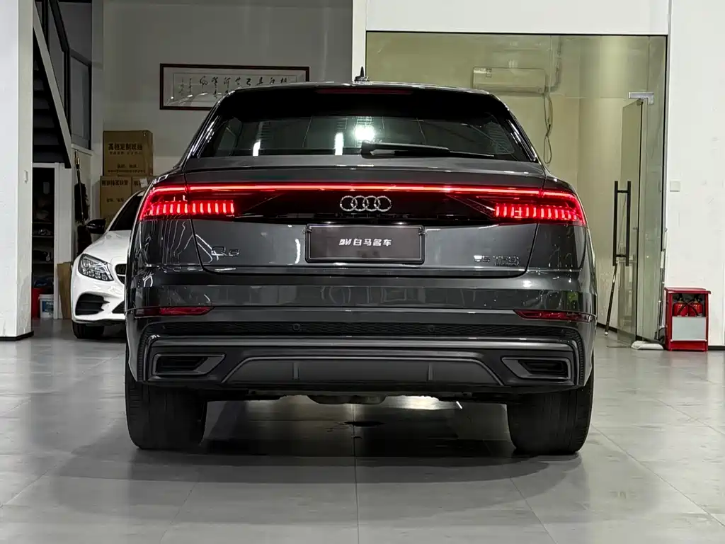 Audi Q8 2020