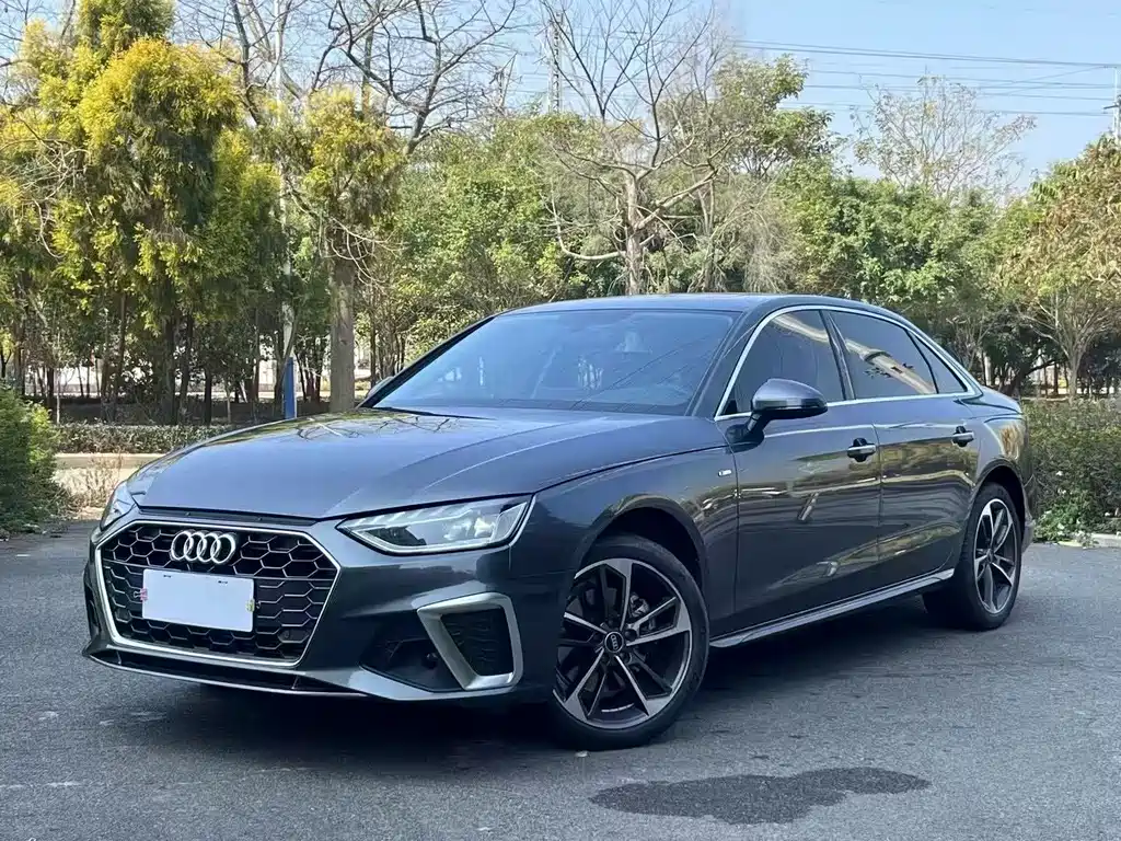 Audi A4 2021