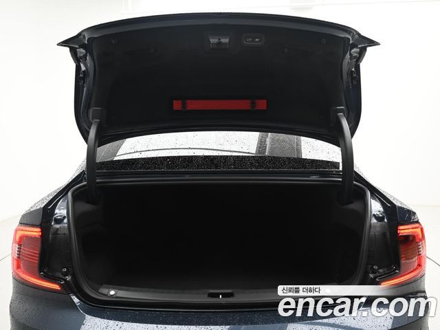 Volvo S90 2022
