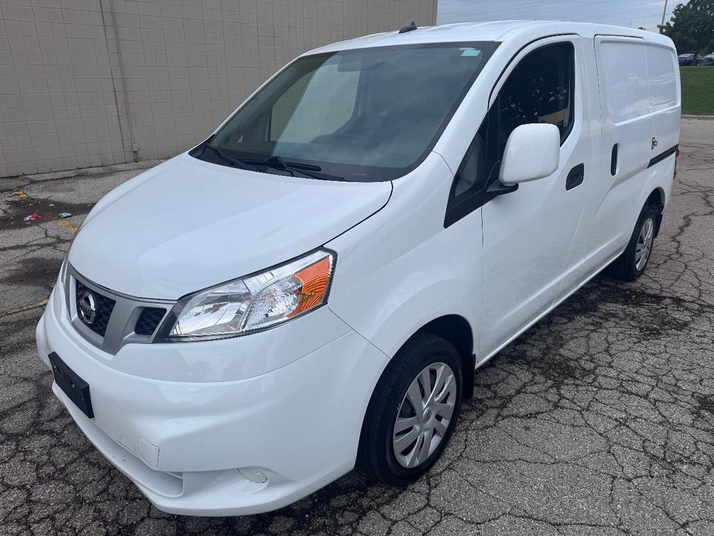 Nissan NV200 2021