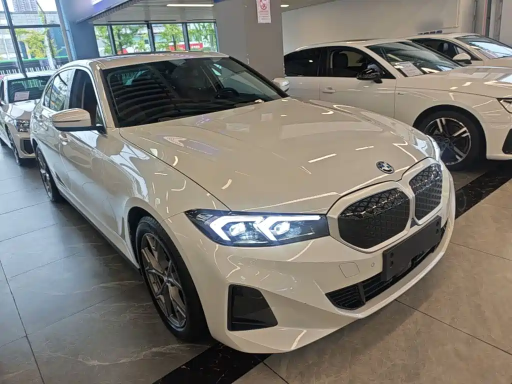 BMW i3 2025