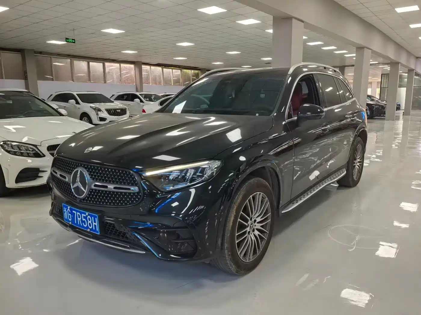 Mercedes-Benz GLC 2023