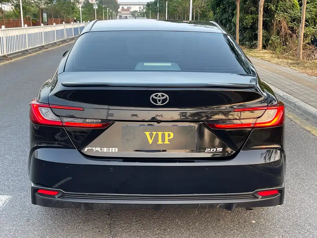 Toyota Camry 2024