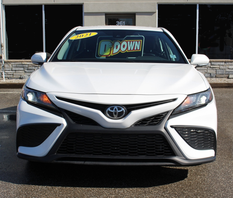 Toyota Camry 2021