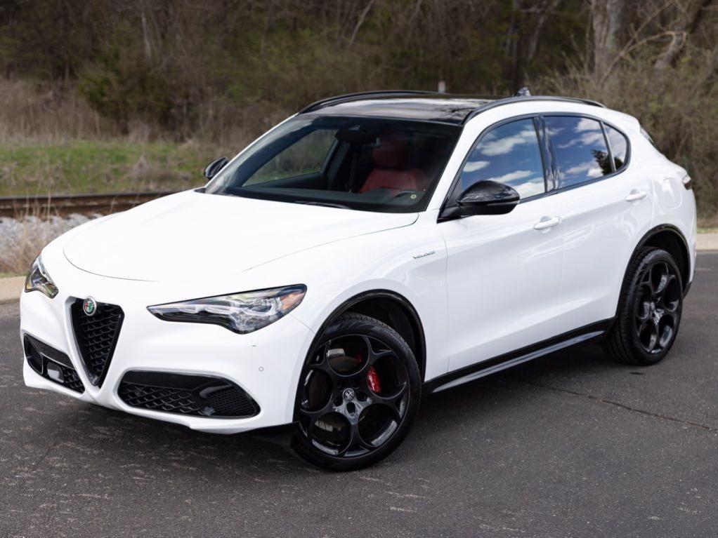 Alfa Romeo Stelvio 2024
