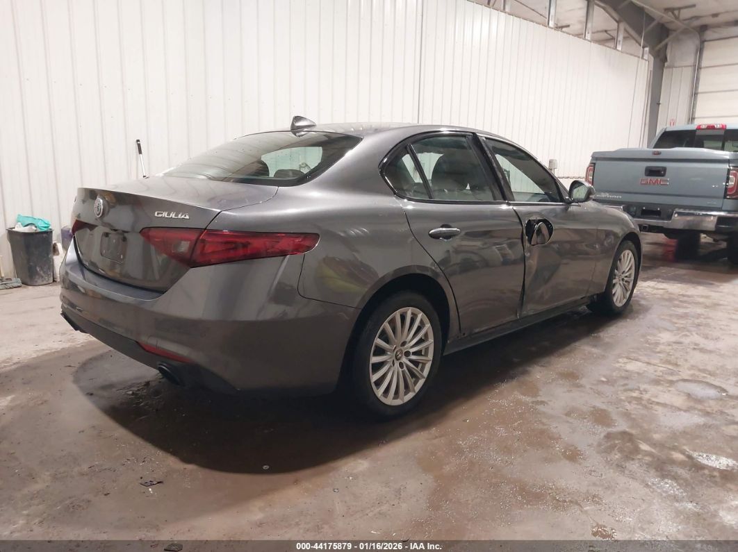 Alfa Romeo Giulia 2023