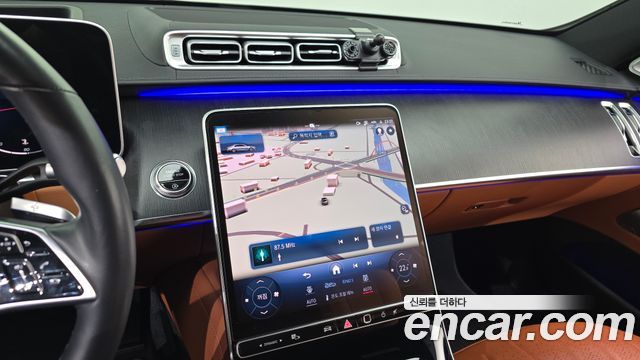 Mercedes-Benz S-Класс 2021