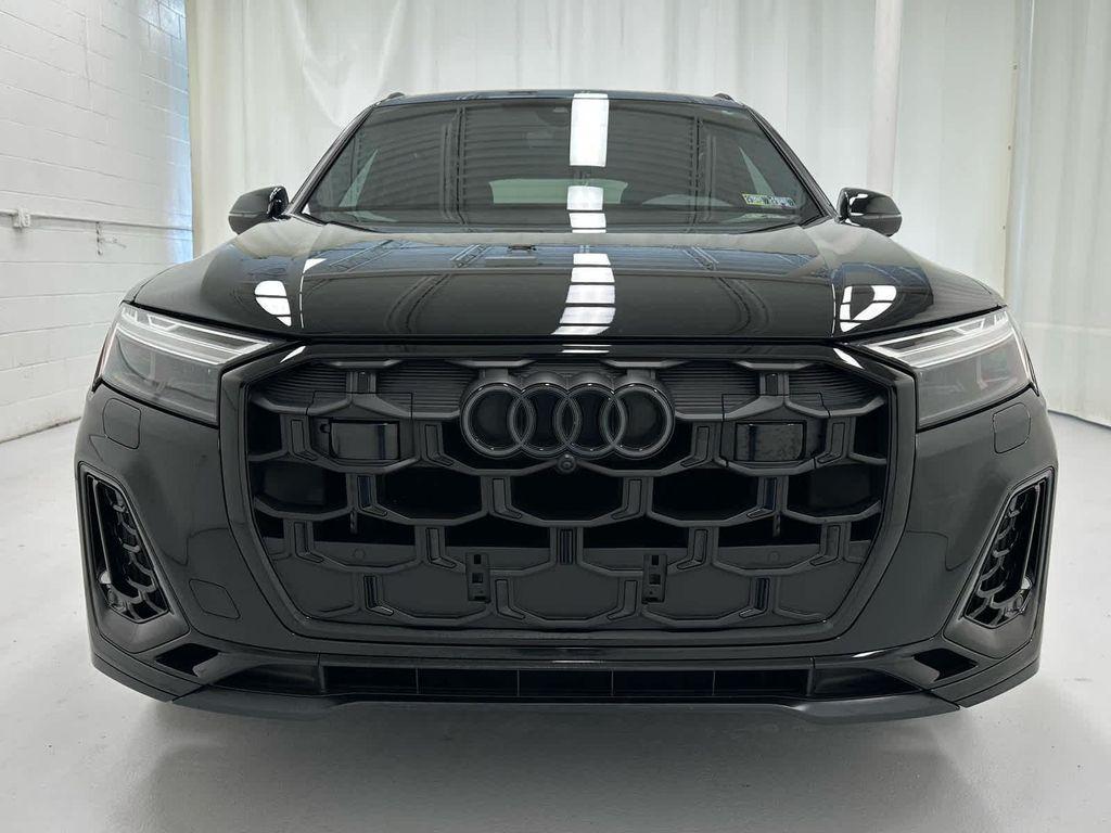 Audi SQ7 2025