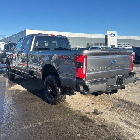 Ford F 250 2025