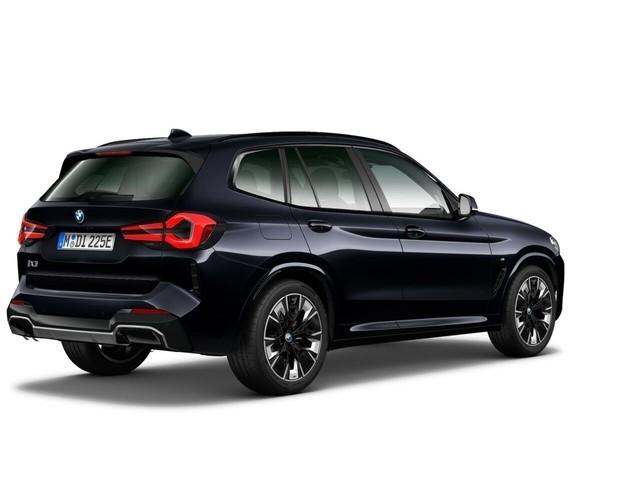 BMW iX3 2023