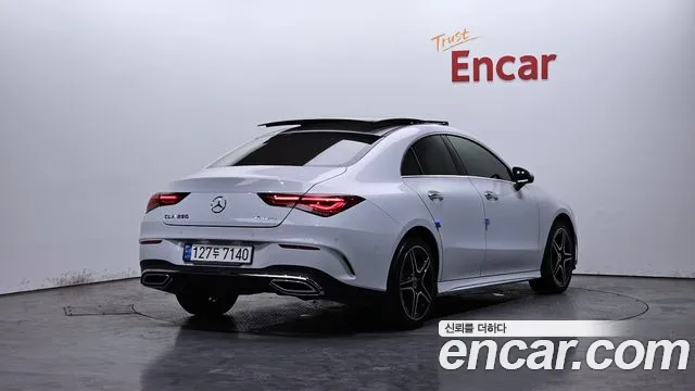 Mercedes-Benz CLA 2022