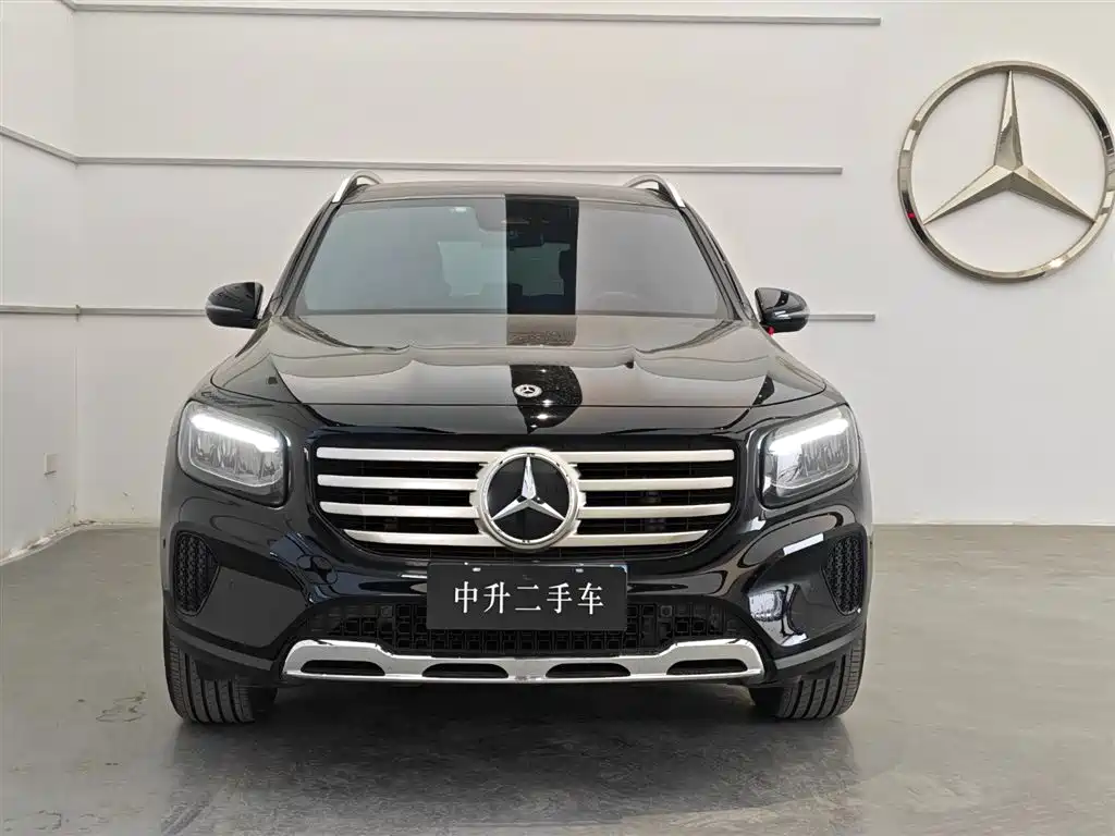 Mercedes-Benz GLB 2024