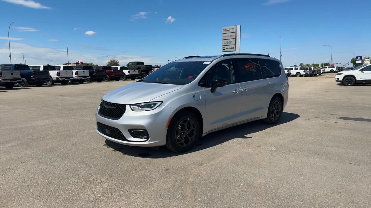 Chrysler Pacifica 2024