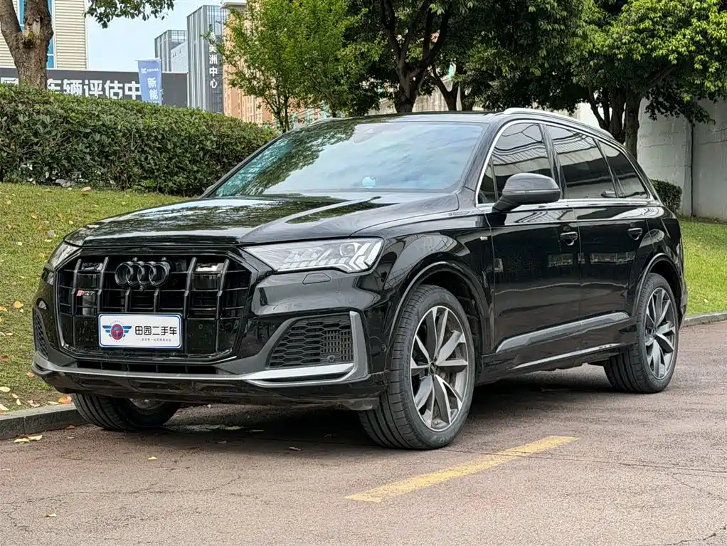Audi Q7 2024