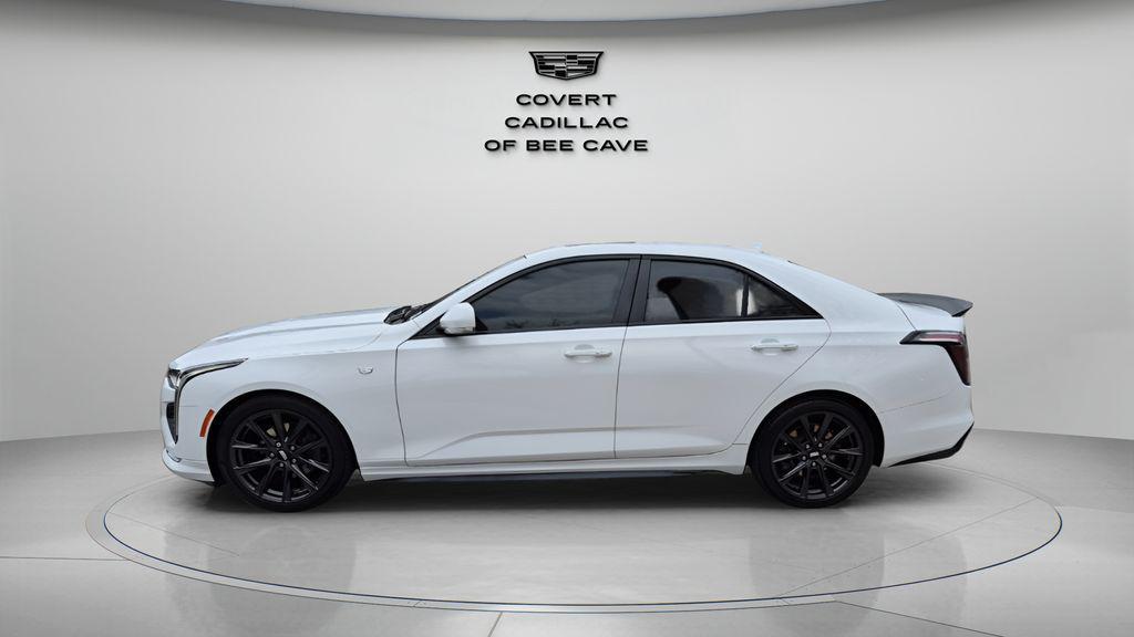 Cadillac CT4 2023