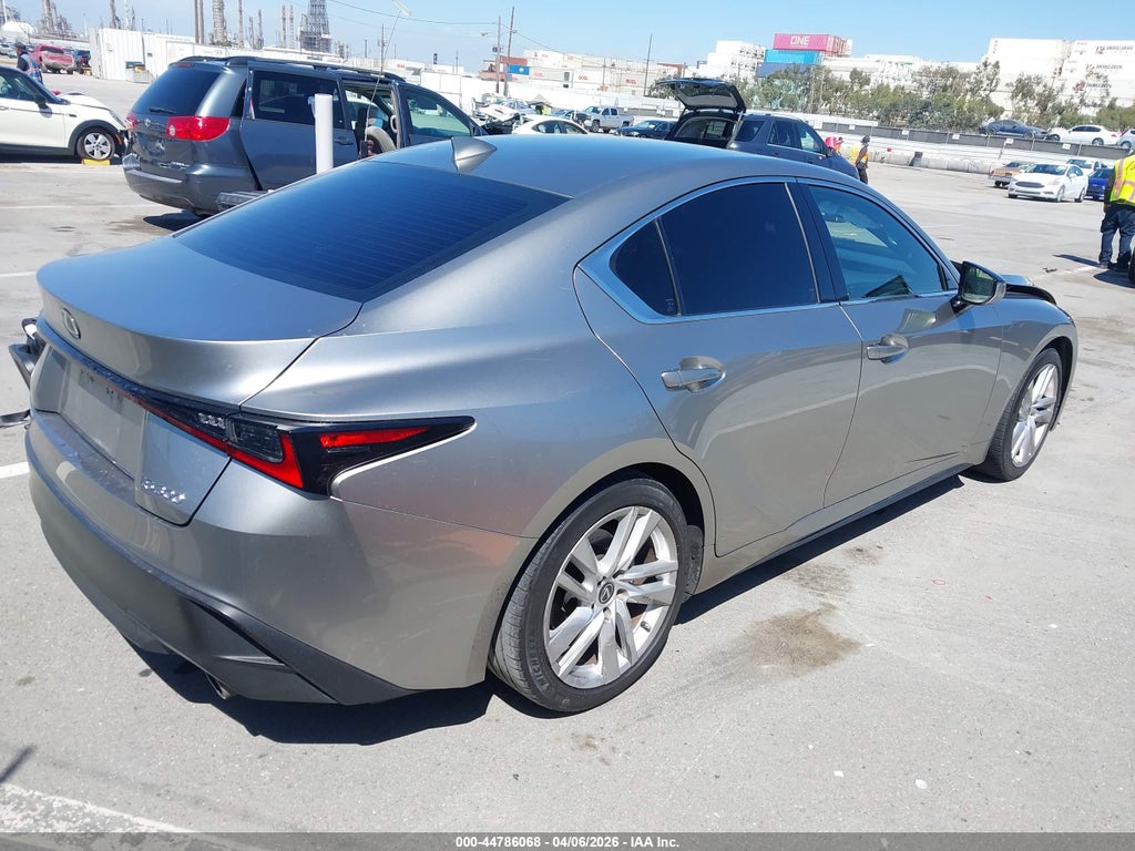 Lexus IS 300 2023