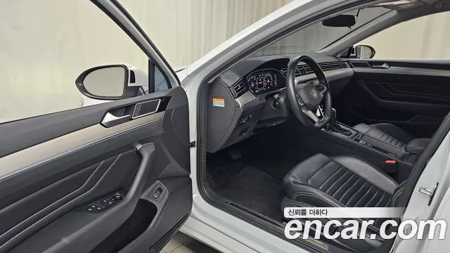 Volkswagen Passat 2022