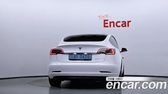 Tesla Model 3 2021
