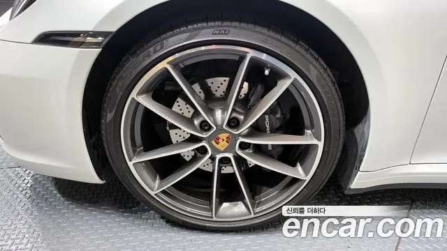 Porsche 911 2020