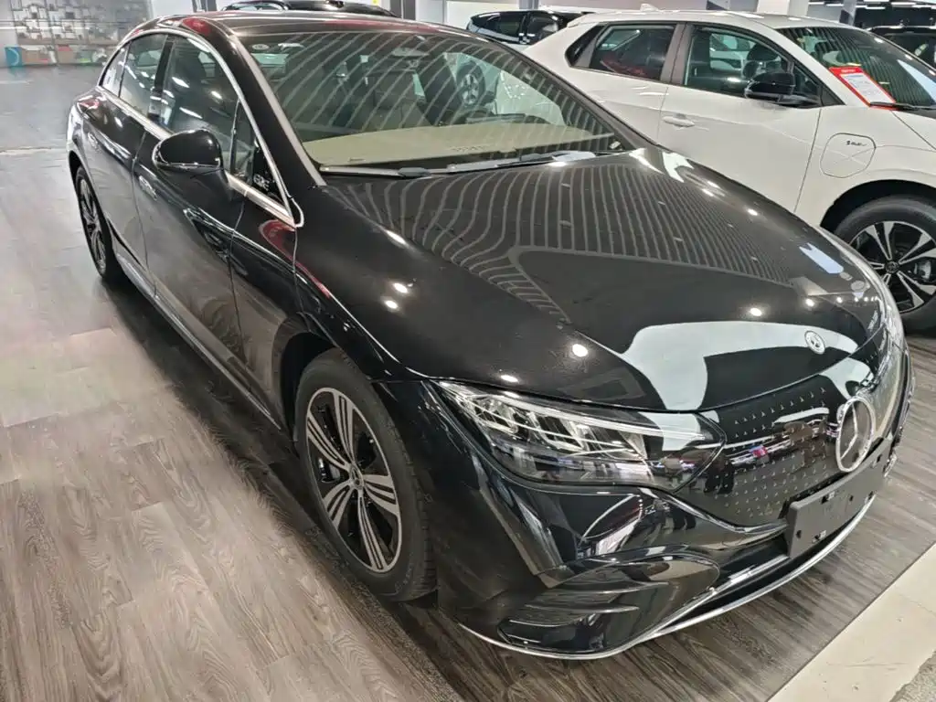 Mercedes-Benz EQE 2025