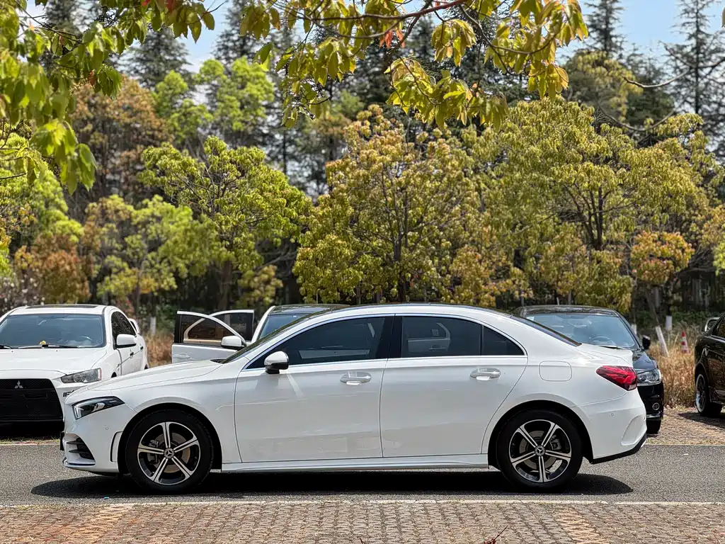 Mercedes-Benz A-Класс 2023