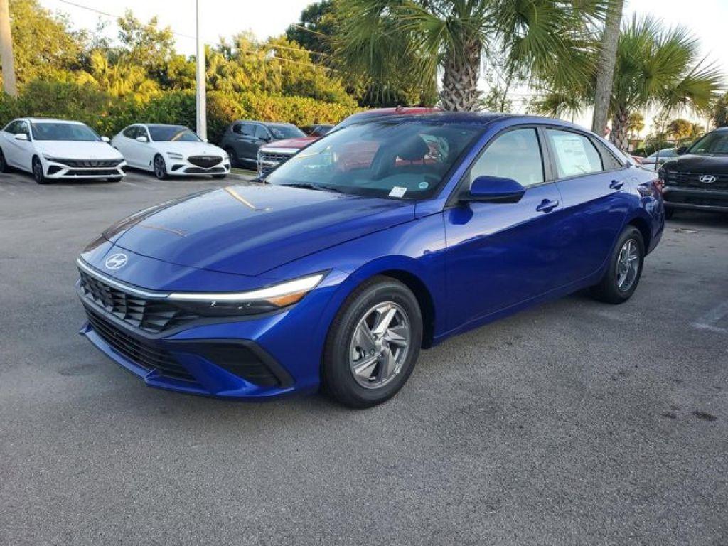 Hyundai Elantra 2025
